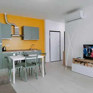 Facentro - Free Wifi & Air Conditioning Appartamento